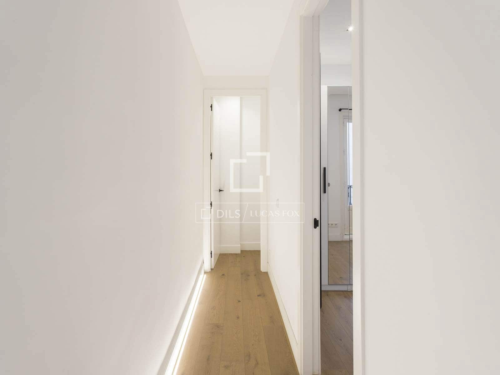 2 quarto Apartamento para arrendar em Madrid cidade - 3 000 € (Ref: 9506234)