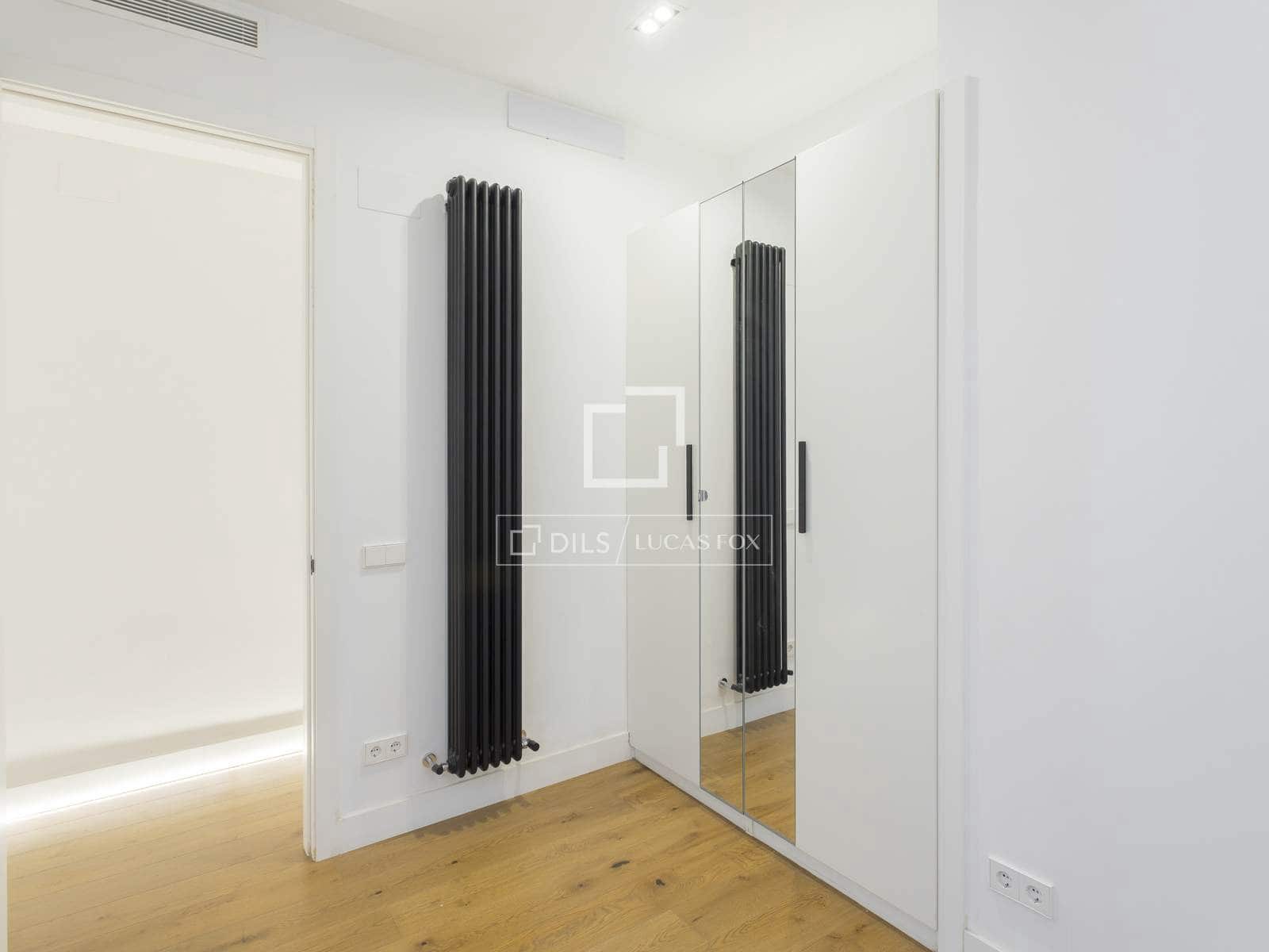 2 quarto Apartamento para arrendar em Madrid cidade - 3 000 € (Ref: 9506234)