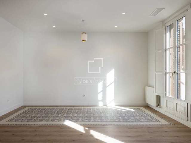 Apartamento de 3 habitaciones en Barcelona ciudad en venta - 1.800.000 € (Ref: 9506236)