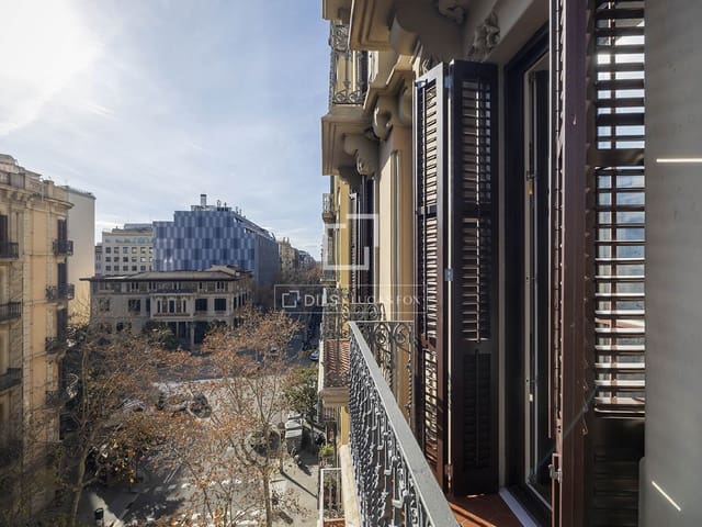 Apartamento de 3 habitaciones en Barcelona ciudad en venta - 1.800.000 € (Ref: 9506236)