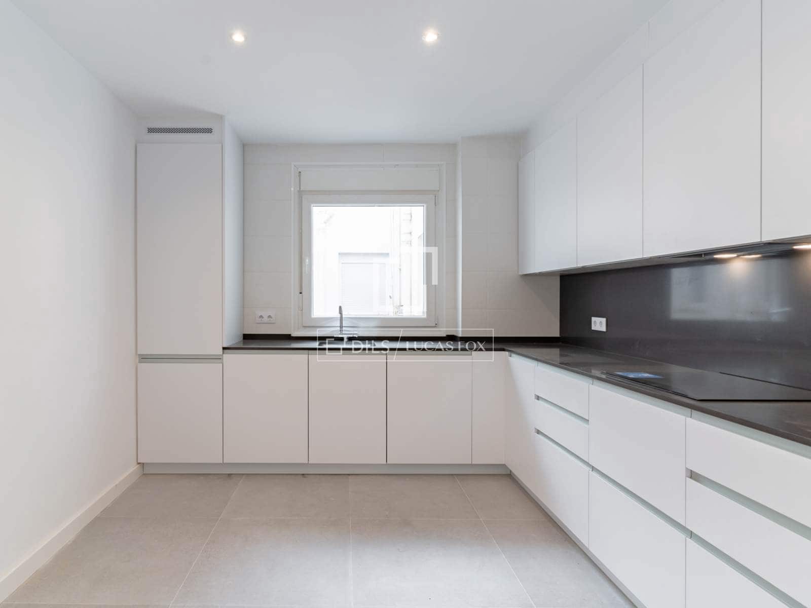 3 Zimmer Apartment zu vermieten in Malaga Stadt - 3.150 € (Ref: 9506418)