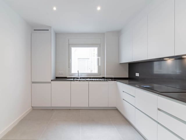 3 Zimmer Apartment zu vermieten in La Malagueta, Málaga Stadt - 3.150 € (Ref: 9506418)