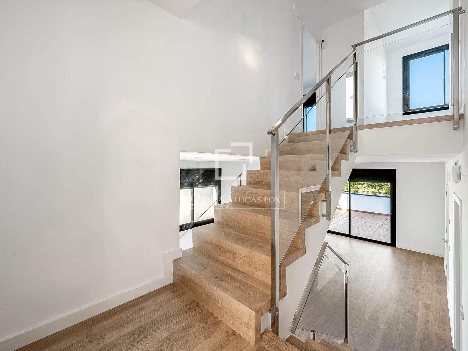 4 bedroom Villa for sale in Calafell with pool garage - € 540,000 (Ref: 9506419)