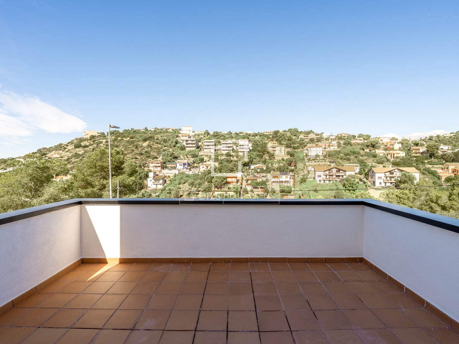 4 bedroom Villa for sale in Calafell with pool garage - € 540,000 (Ref: 9506419)