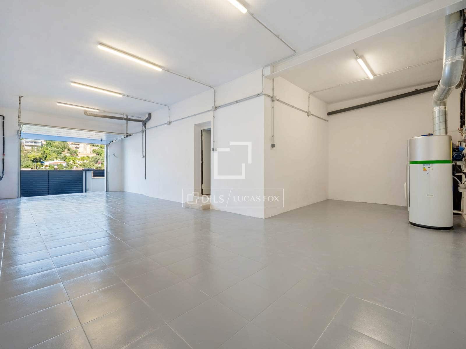 4 bedroom Villa for sale in Calafell with pool garage - € 540,000 (Ref: 9506419)