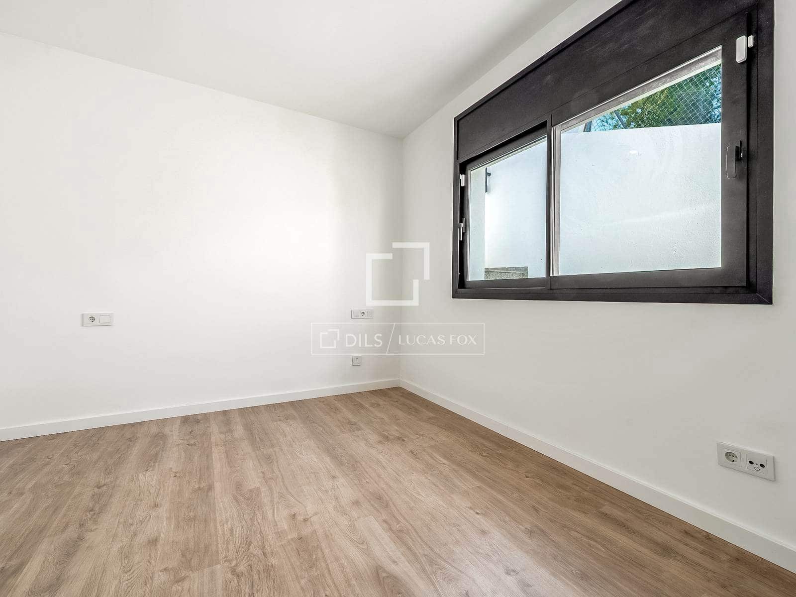 4 bedroom Villa for sale in Calafell with pool garage - € 540,000 (Ref: 9506419)