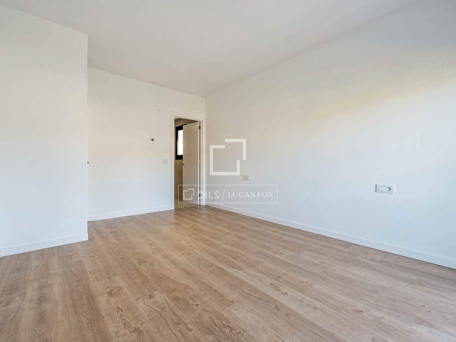 4 bedroom Villa for sale in Calafell with pool garage - € 540,000 (Ref: 9506419)