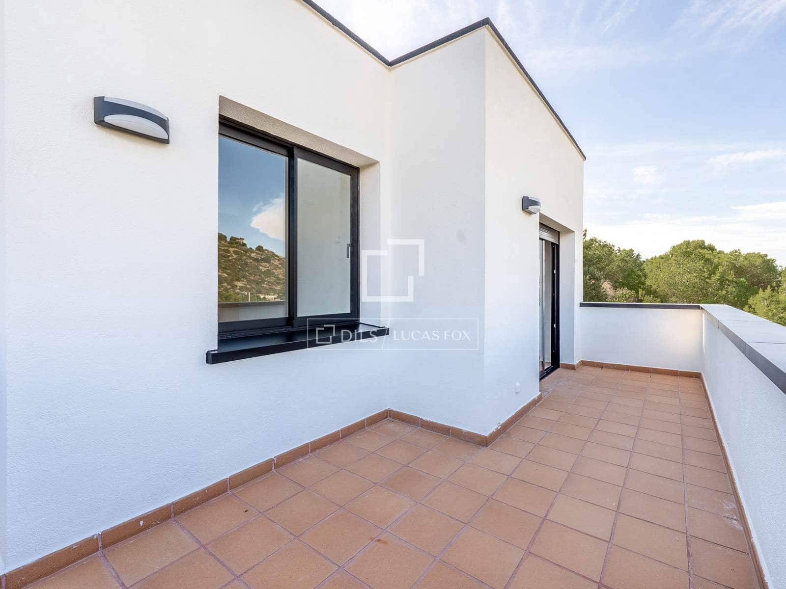 4 bedroom Villa for sale in Calafell with pool garage - € 540,000 (Ref: 9506419)