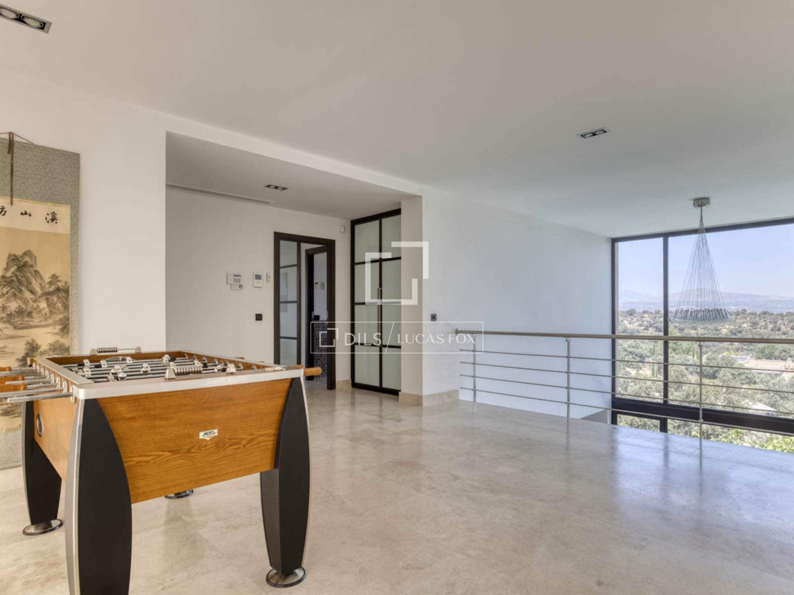 5 bedroom Villa for sale in San Sebastian de los Reyes with pool garage - € 3,250,000 (Ref: 9506553)