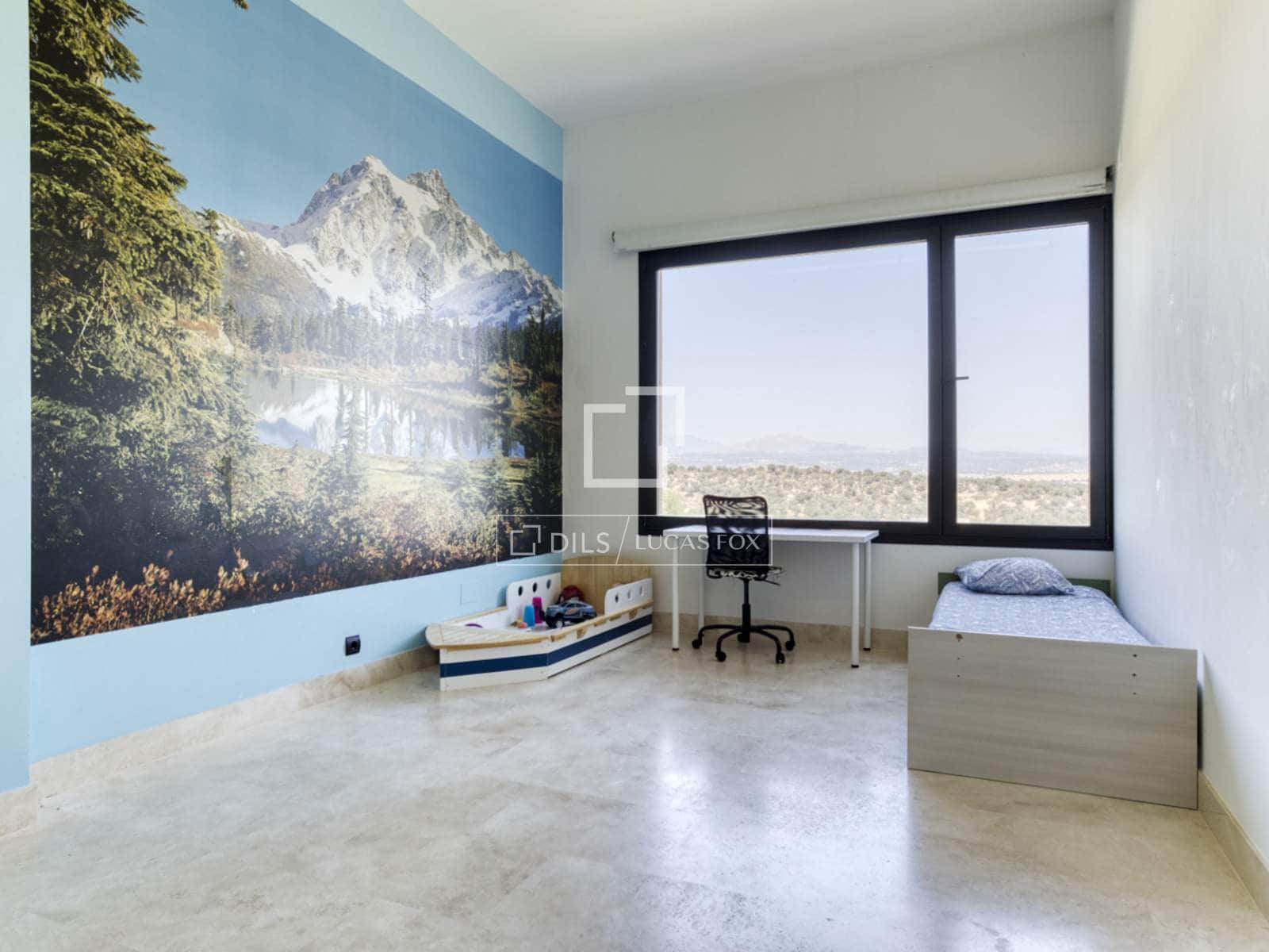 5 bedroom Villa for sale in San Sebastian de los Reyes with pool garage - € 3,250,000 (Ref: 9506553)