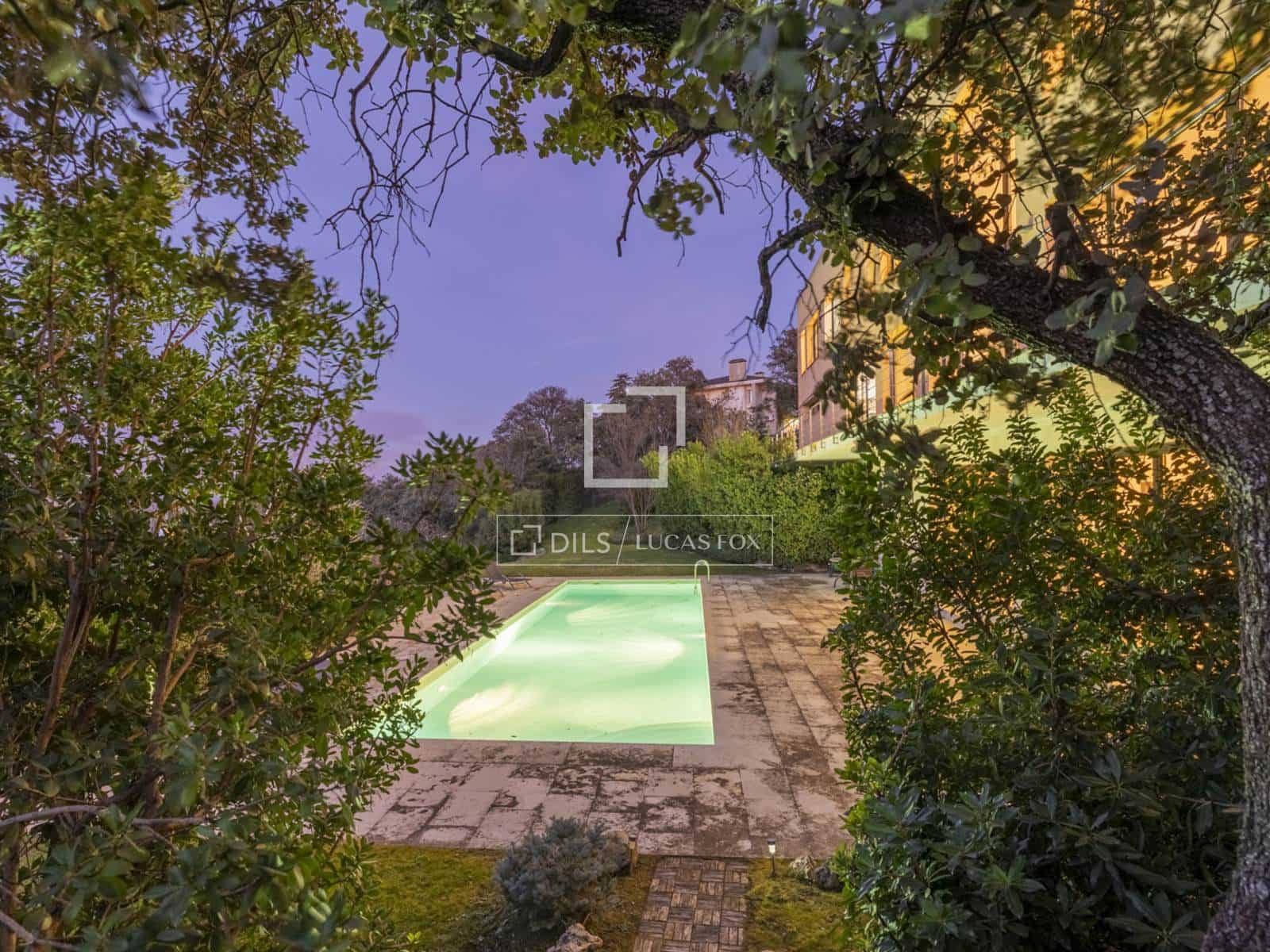 5 bedroom Villa for sale in San Sebastian de los Reyes with pool garage - € 3,250,000 (Ref: 9506553)