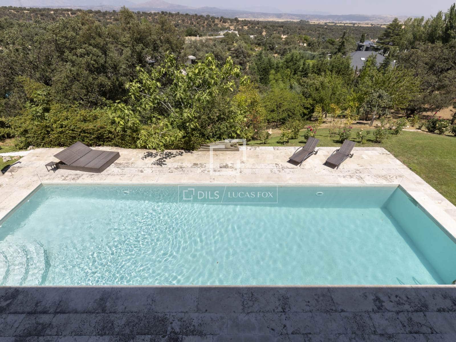 5 bedroom Villa for sale in San Sebastian de los Reyes with pool garage - € 3,250,000 (Ref: 9506553)