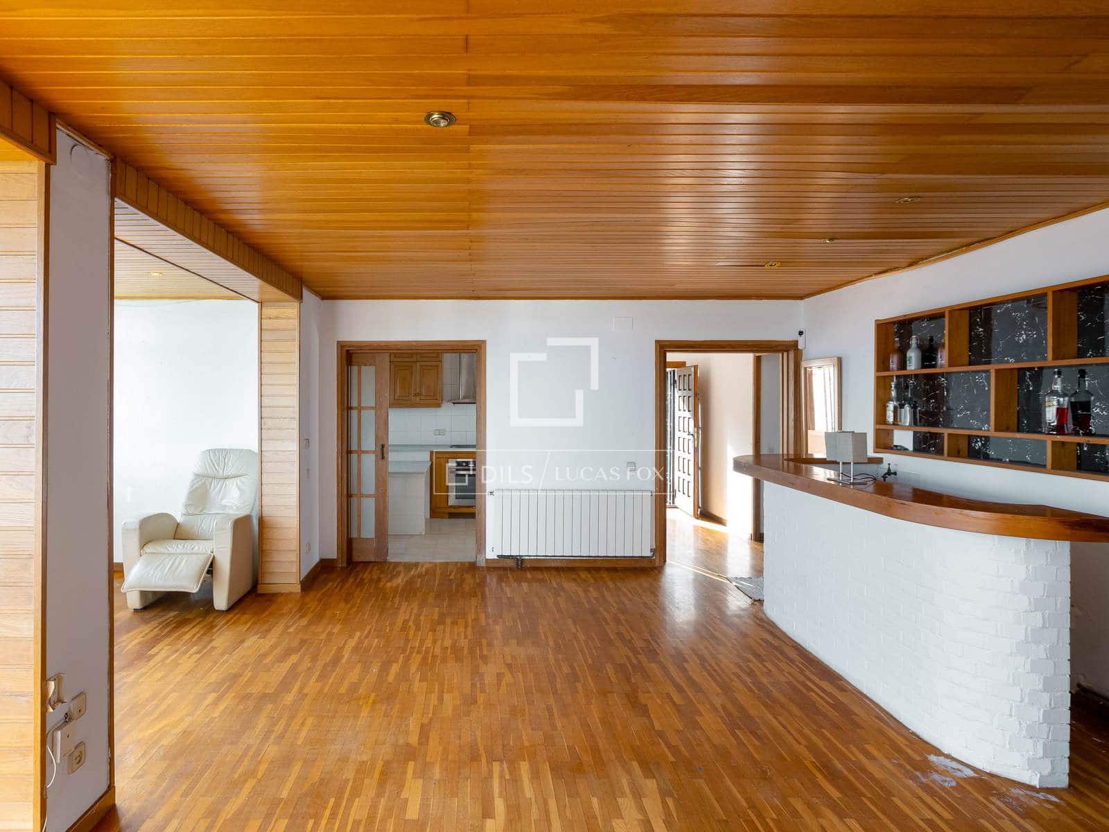 3 bedroom Villa for sale in Alella with pool garage - € 630,000 (Ref: 9510024)