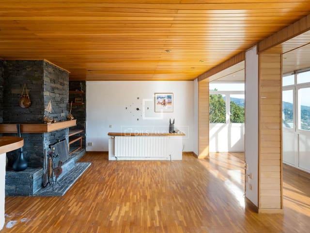 3 bedroom Villa for sale in Alella with pool garage - € 630,000 (Ref: 9510024)