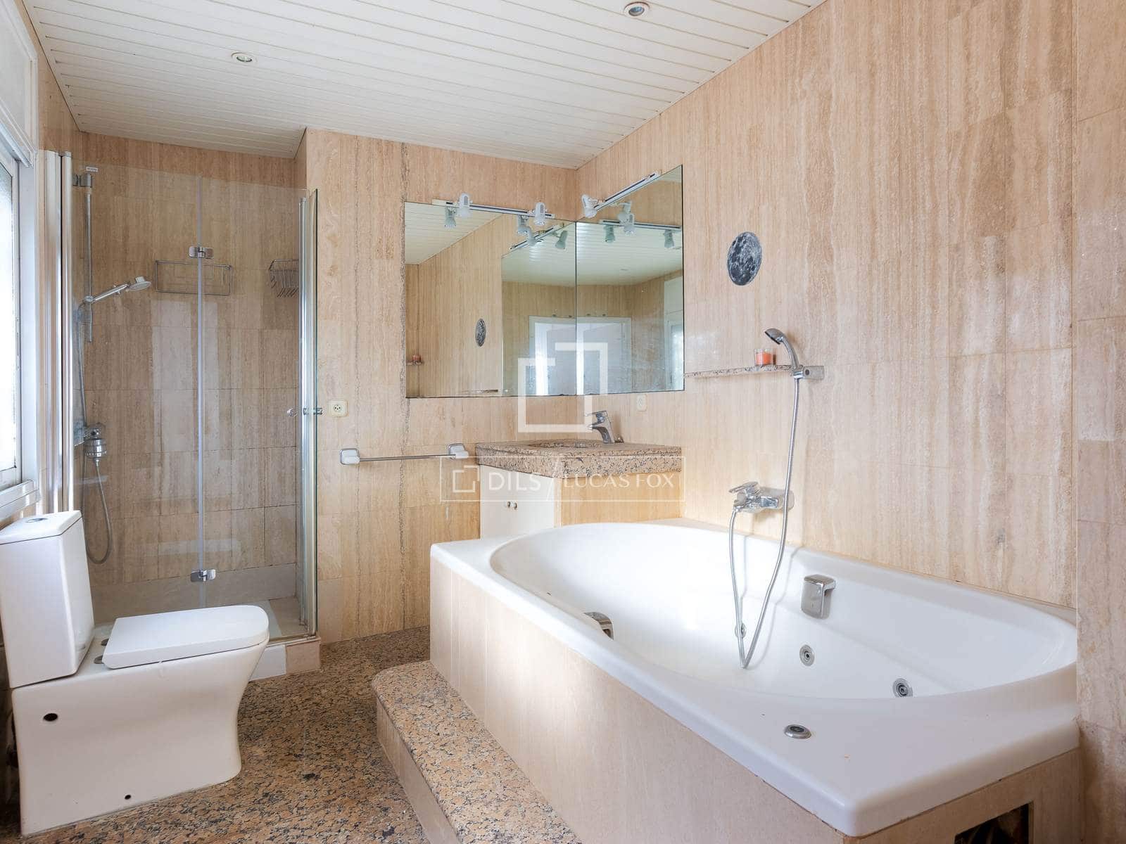 3 bedroom Villa for sale in Alella with pool garage - € 630,000 (Ref: 9510024)