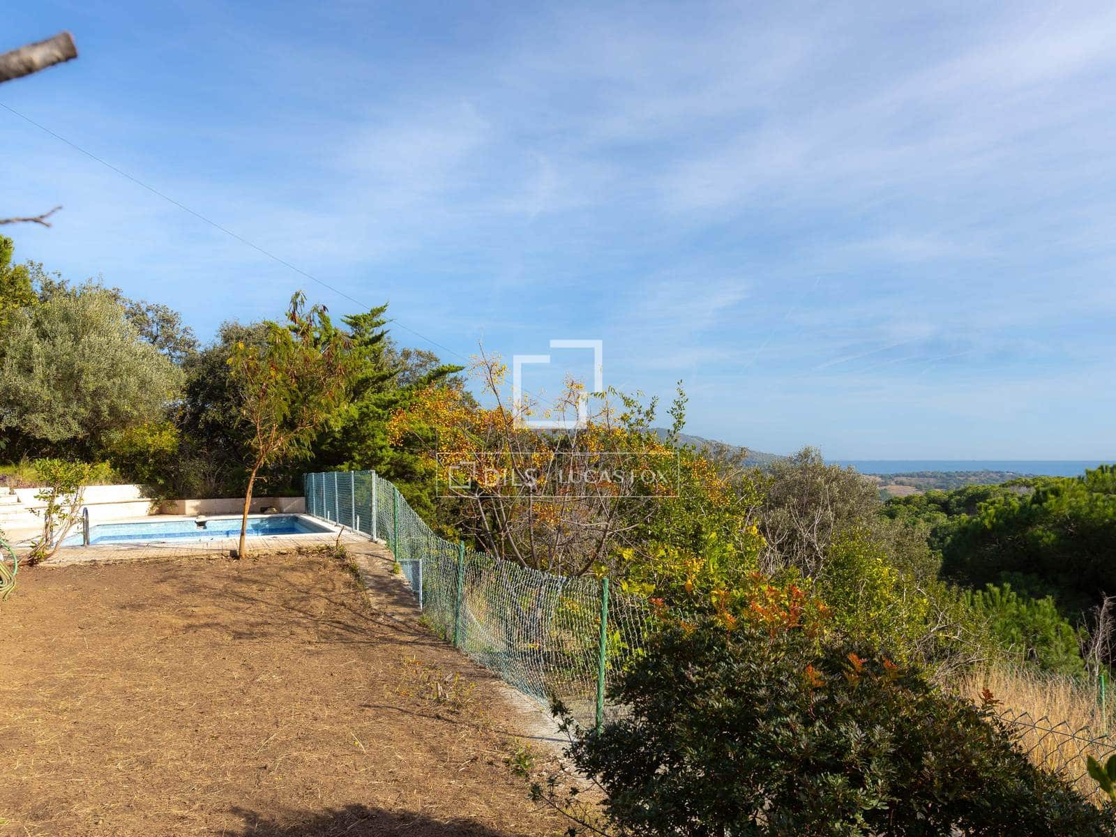 3 bedroom Villa for sale in Alella with pool garage - € 630,000 (Ref: 9510024)