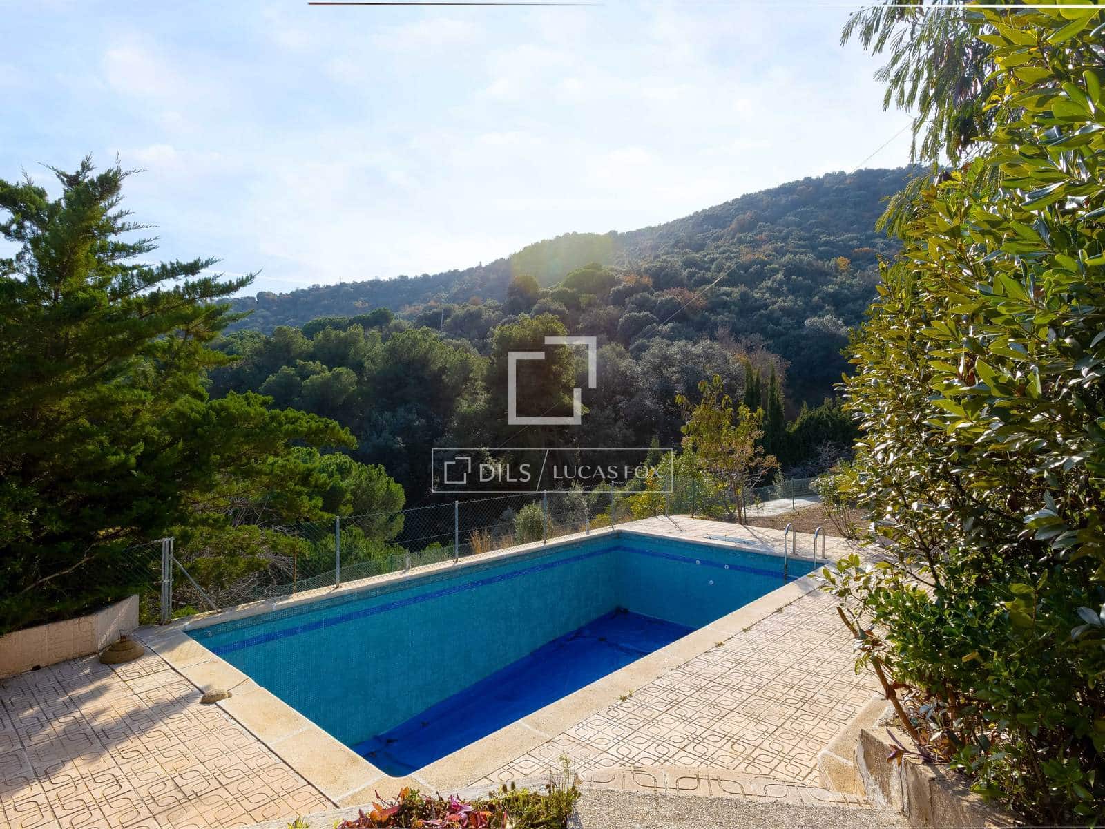 3 bedroom Villa for sale in Alella with pool garage - € 630,000 (Ref: 9510024)