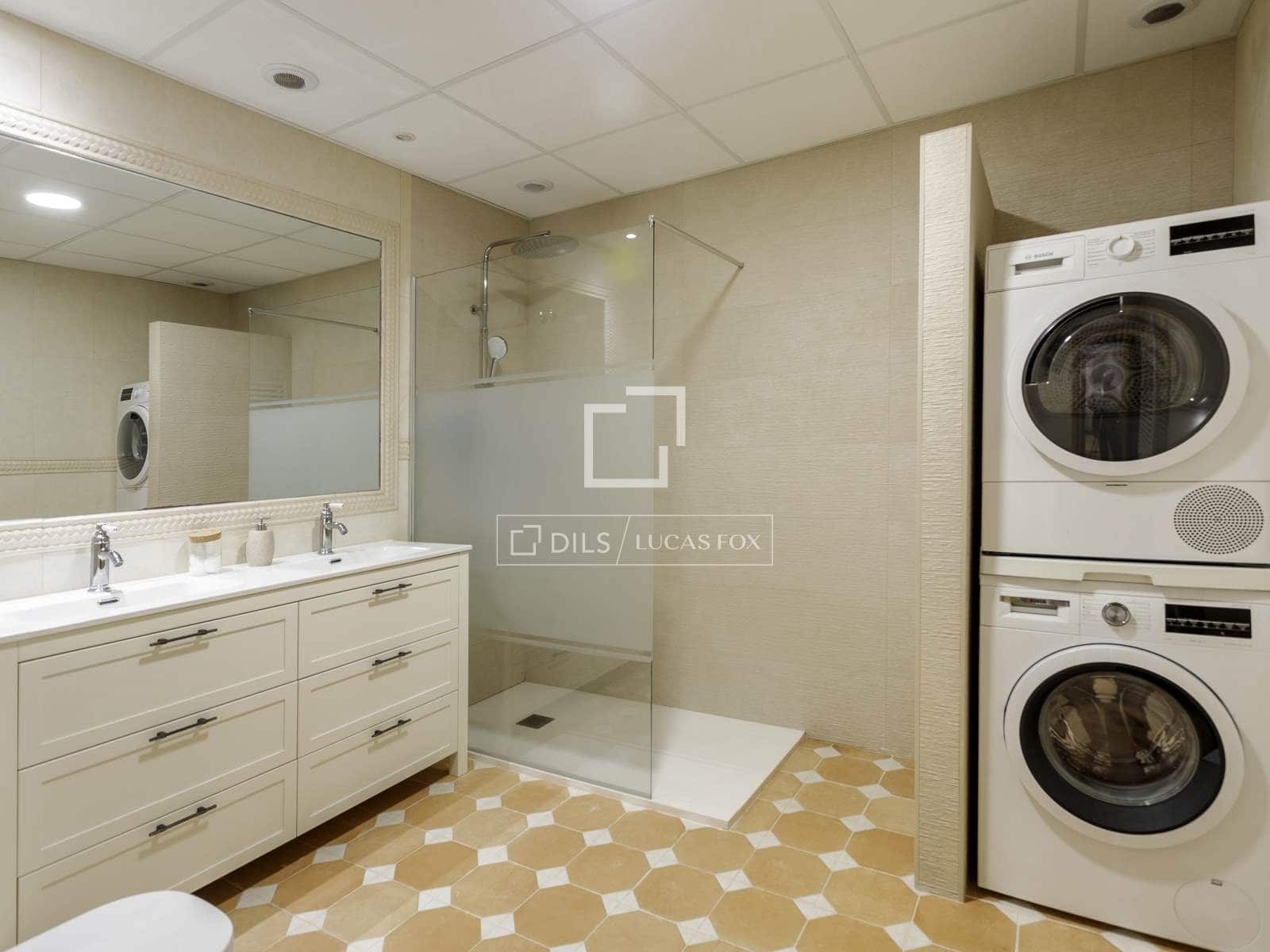 5 bedroom Villa for sale in Madrid city - € 1,720,000 (Ref: 9510026)