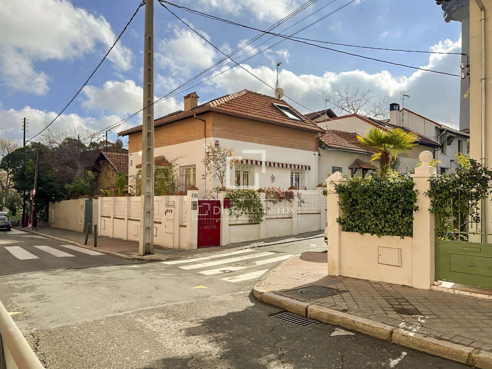 5 bedroom Villa for sale in Madrid city - € 1,720,000 (Ref: 9510026)