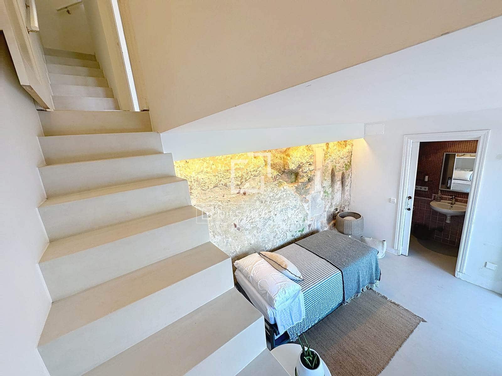 3 bedroom Apartment for sale in Mahon / Mao - € 695,000 (Ref: 9510028)