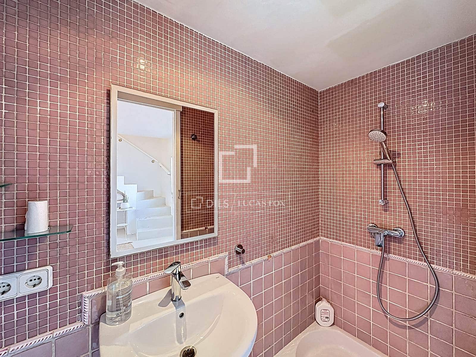 3 bedroom Apartment for sale in Mahon / Mao - € 695,000 (Ref: 9510028)