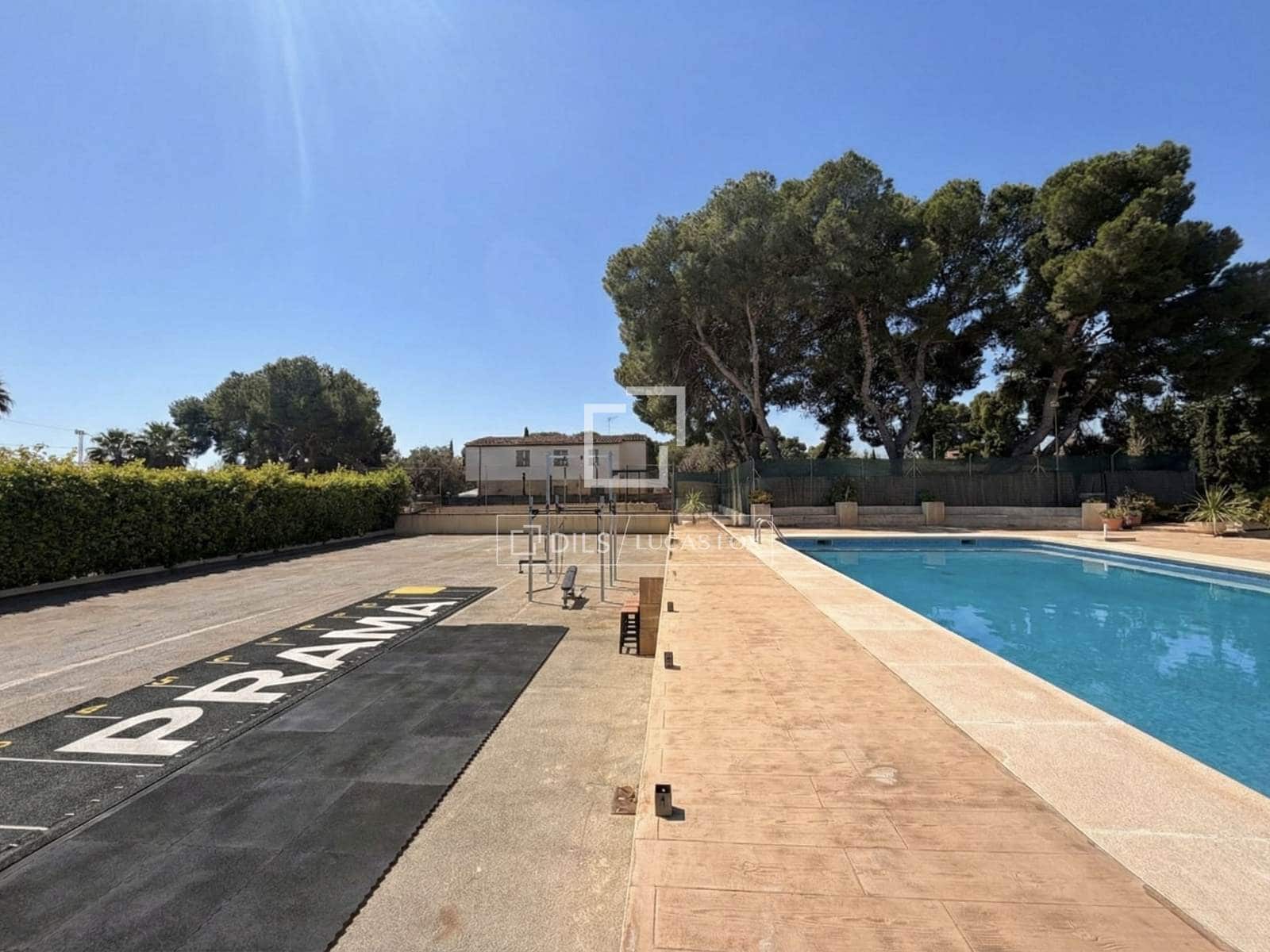 4 bedroom Villa for sale in Muchamiel / Mutxamel - € 650,000 (Ref: 9511129)