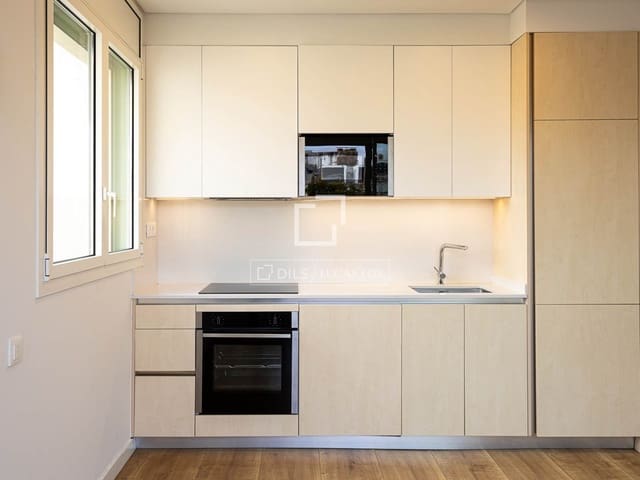 1 makuuhuone Kattohuoneisto vuokrattavana paikassa Barcelona kaupunki mukana uima-altaan 
autotalli - 2 700 € (Ref: 9511130)