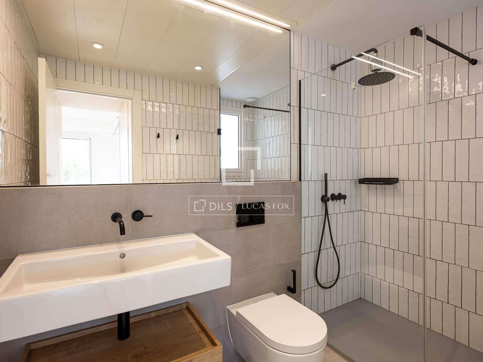 1 makuuhuone Kattohuoneisto vuokrattavana paikassa Barcelona kaupunki mukana uima-altaan 
autotalli - 2 700 € (Ref: 9511130)