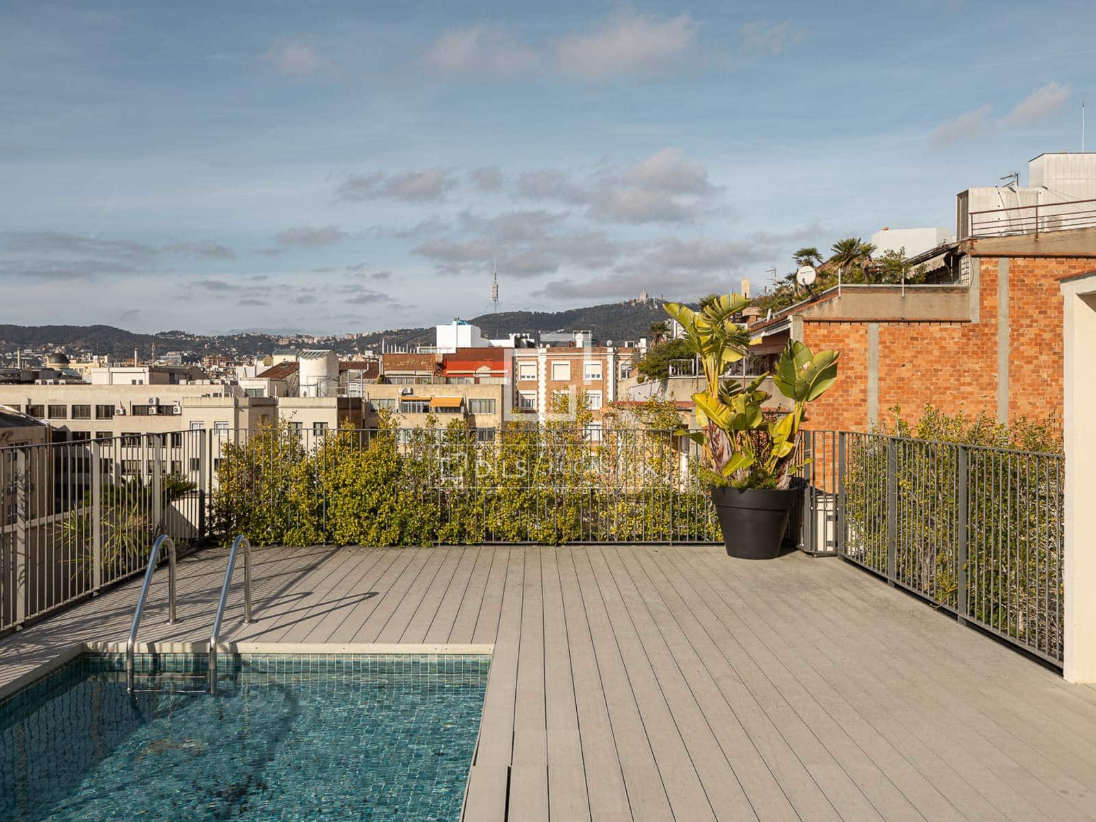 1 makuuhuone Kattohuoneisto vuokrattavana paikassa Barcelona kaupunki mukana uima-altaan 
autotalli - 2 700 € (Ref: 9511130)