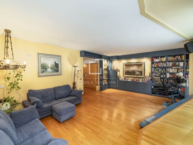 3 camera da letto Appartamento in vendita in El Poblenou, Barcelona città con garage - 995.000 € (Rif: 9511361)