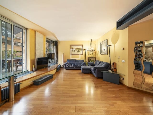 3 camera da letto Appartamento in vendita in El Poblenou, Barcelona città con garage - 995.000 € (Rif: 9511361)