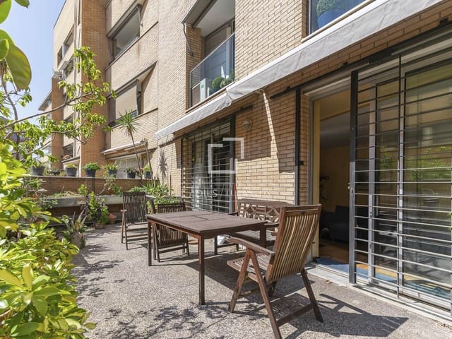 3 soveværelse Lejlighed til salg i El Poblenou, Barcelona by med garage - € 995.000 (Ref: 9511361)