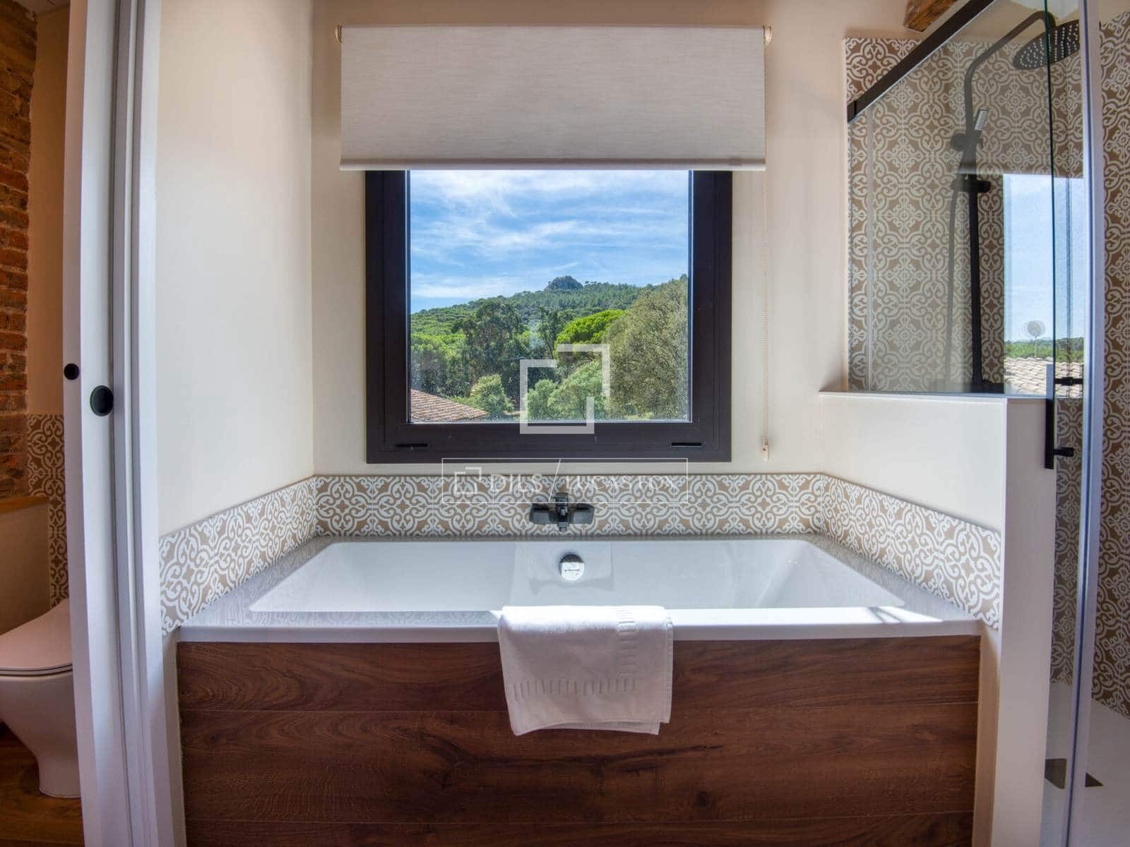 10 slaapkamer Finca/Landhuis te koop in Santa Cristina d'Aro met zwembad - € 6.950.000 (Ref: 9511951)