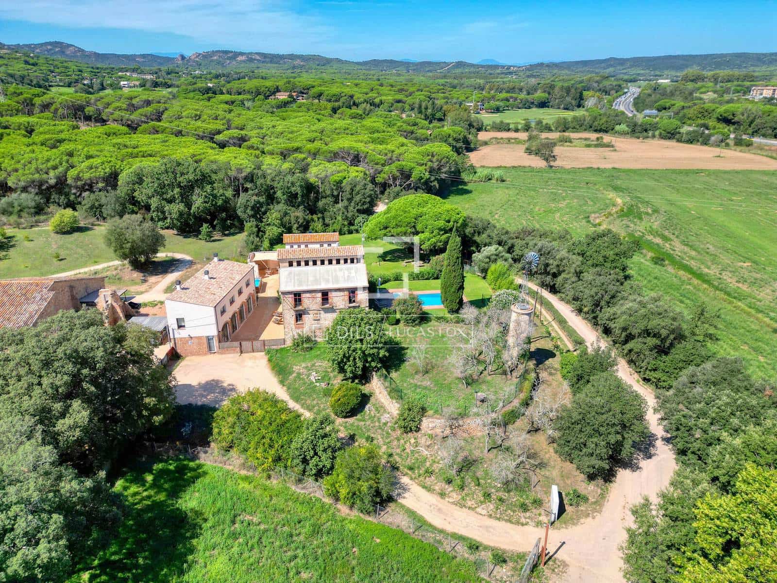 10 slaapkamer Finca/Landhuis te koop in Santa Cristina d'Aro met zwembad - € 6.950.000 (Ref: 9511951)