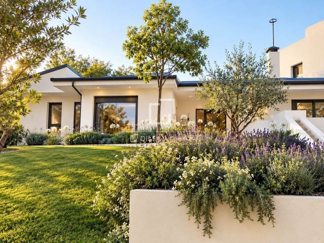 5 soverom Villa til salgs i San Sebastián de los Reyes med svømmebasseng garasje - € 3 450 000 (Ref: 9516323)