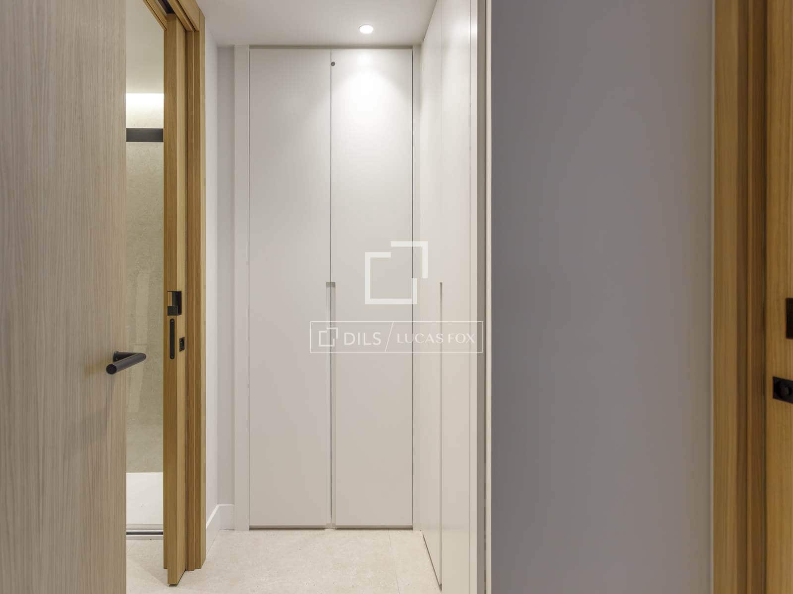 1 bedroom Apartment for rent in Madrid city with pool garage - € 2,100 (Ref: 9516324)