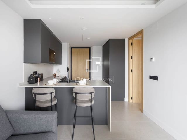 1 bedroom Apartment for rent in Madrid city with pool garage - € 2,100 (Ref: 9516324)