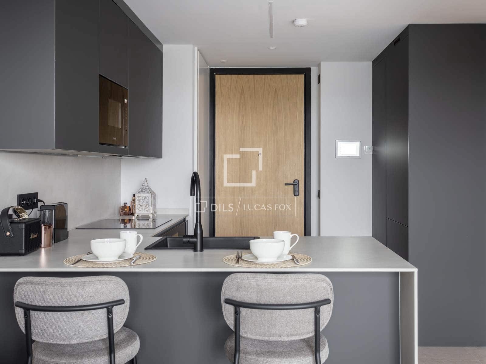 1 bedroom Apartment for rent in Madrid city with pool garage - € 2,100 (Ref: 9516324)