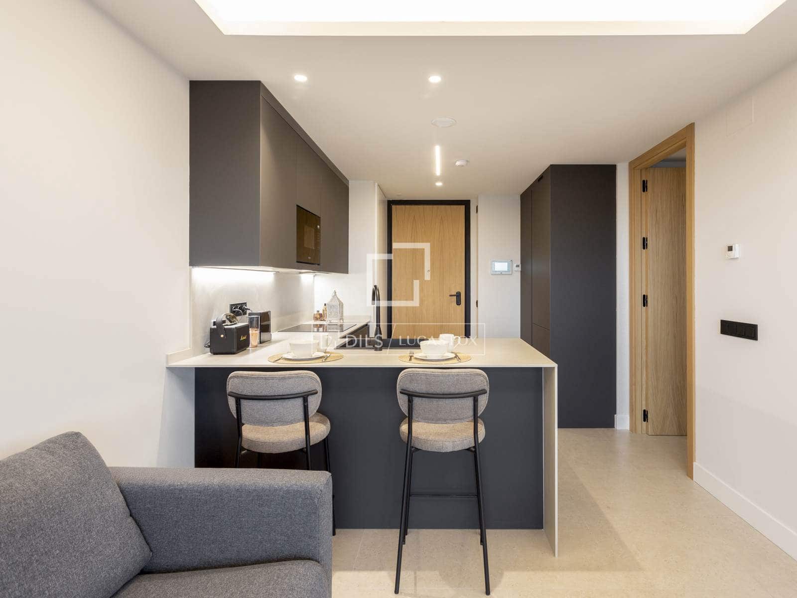 1 bedroom Apartment for rent in Madrid city with pool garage - € 2,100 (Ref: 9516324)