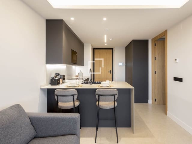 1 bedroom Apartment for rent in Madrid city with pool garage - € 2,100 (Ref: 9516324)