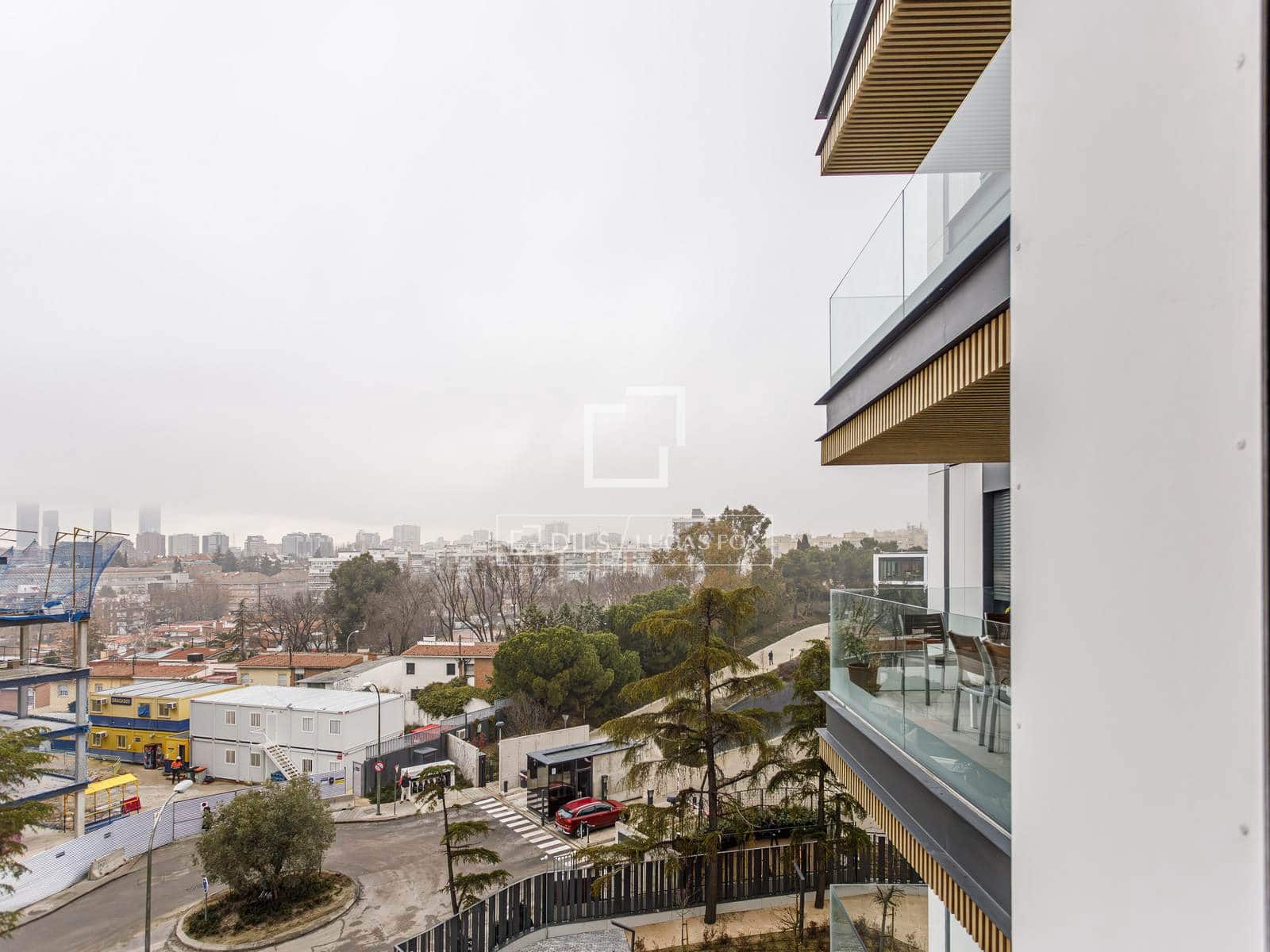 1 bedroom Apartment for rent in Madrid city with pool garage - € 2,100 (Ref: 9516324)