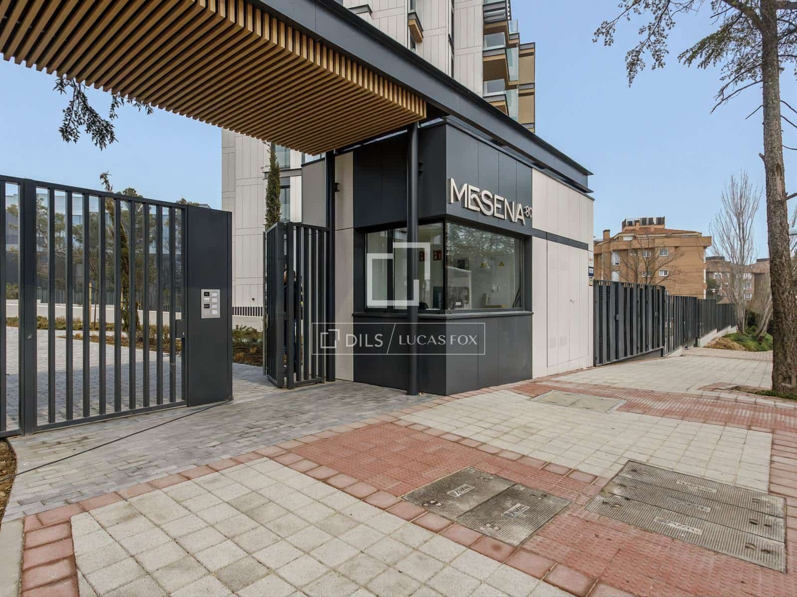 1 bedroom Apartment for rent in Madrid city with pool garage - € 2,100 (Ref: 9516324)