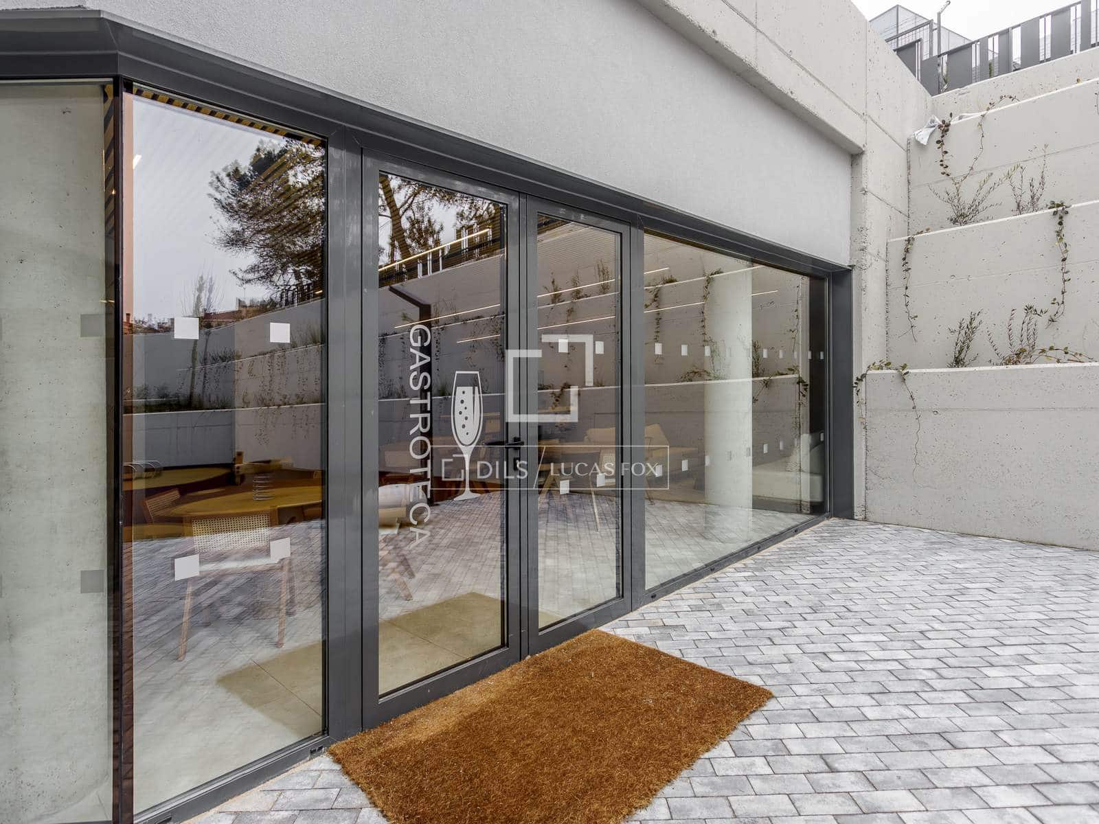 1 bedroom Apartment for rent in Madrid city with pool garage - € 2,100 (Ref: 9516324)