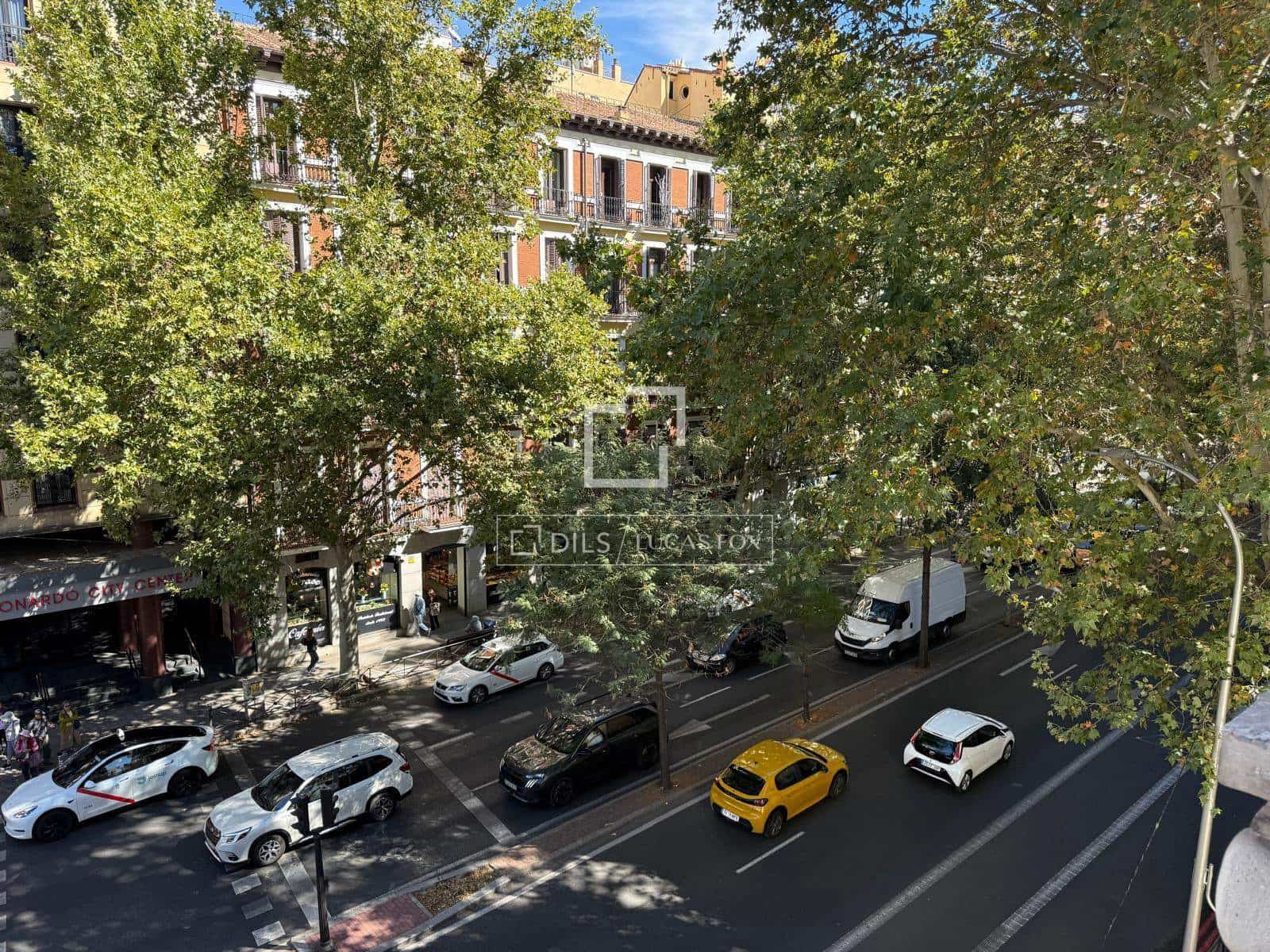 Apartamento de 3 habitaciones en Madrid ciudad en venta - 1.250.000 € (Ref: 9516467)