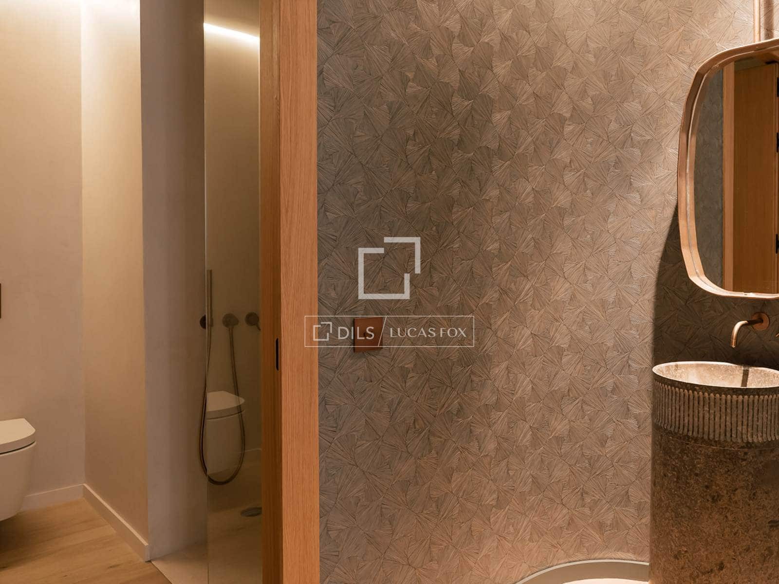 3 bedroom Apartment for sale in Madrid city - € 1,950,000 (Ref: 9516468)