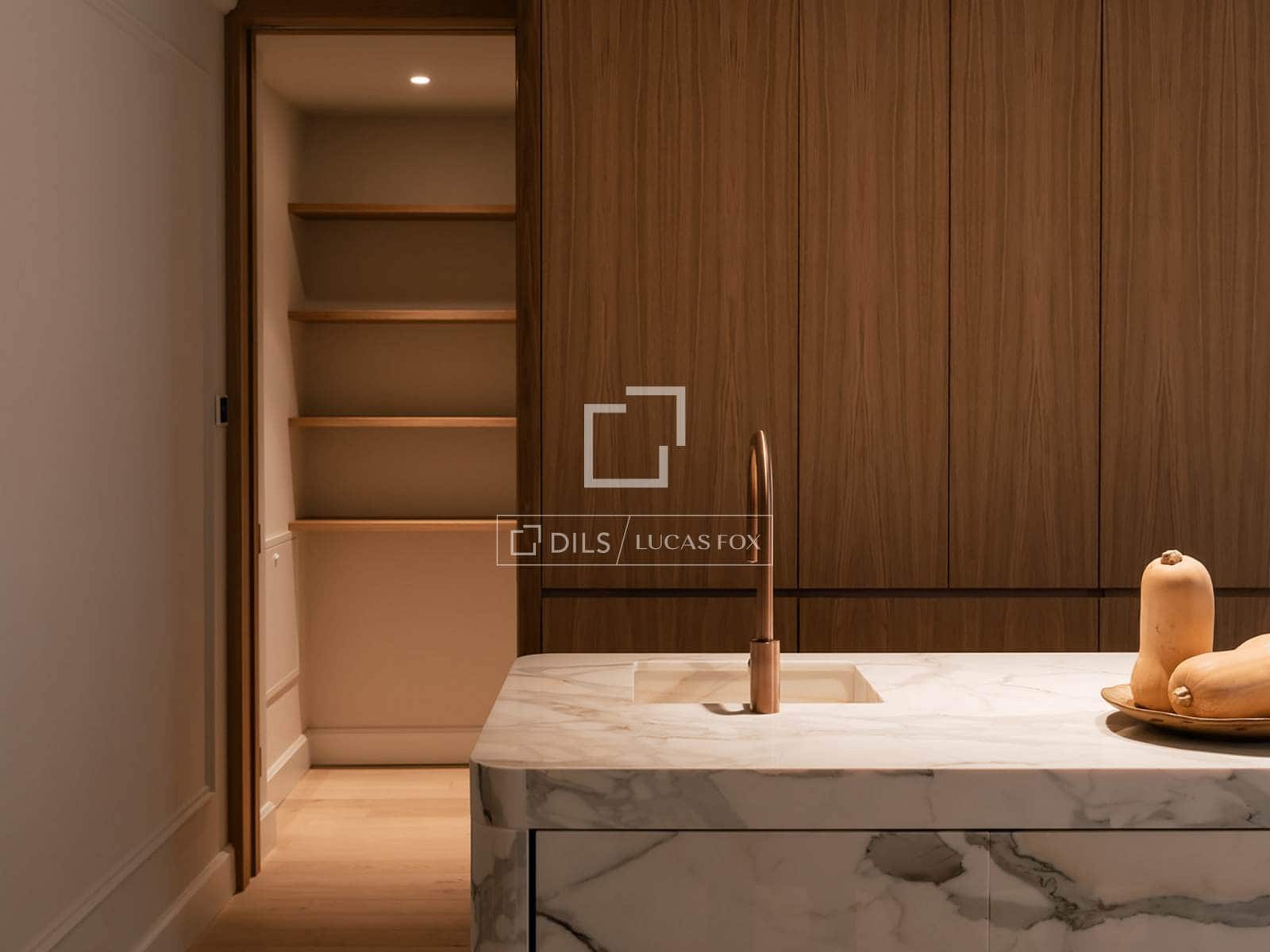 3 bedroom Apartment for sale in Madrid city - € 1,950,000 (Ref: 9516468)