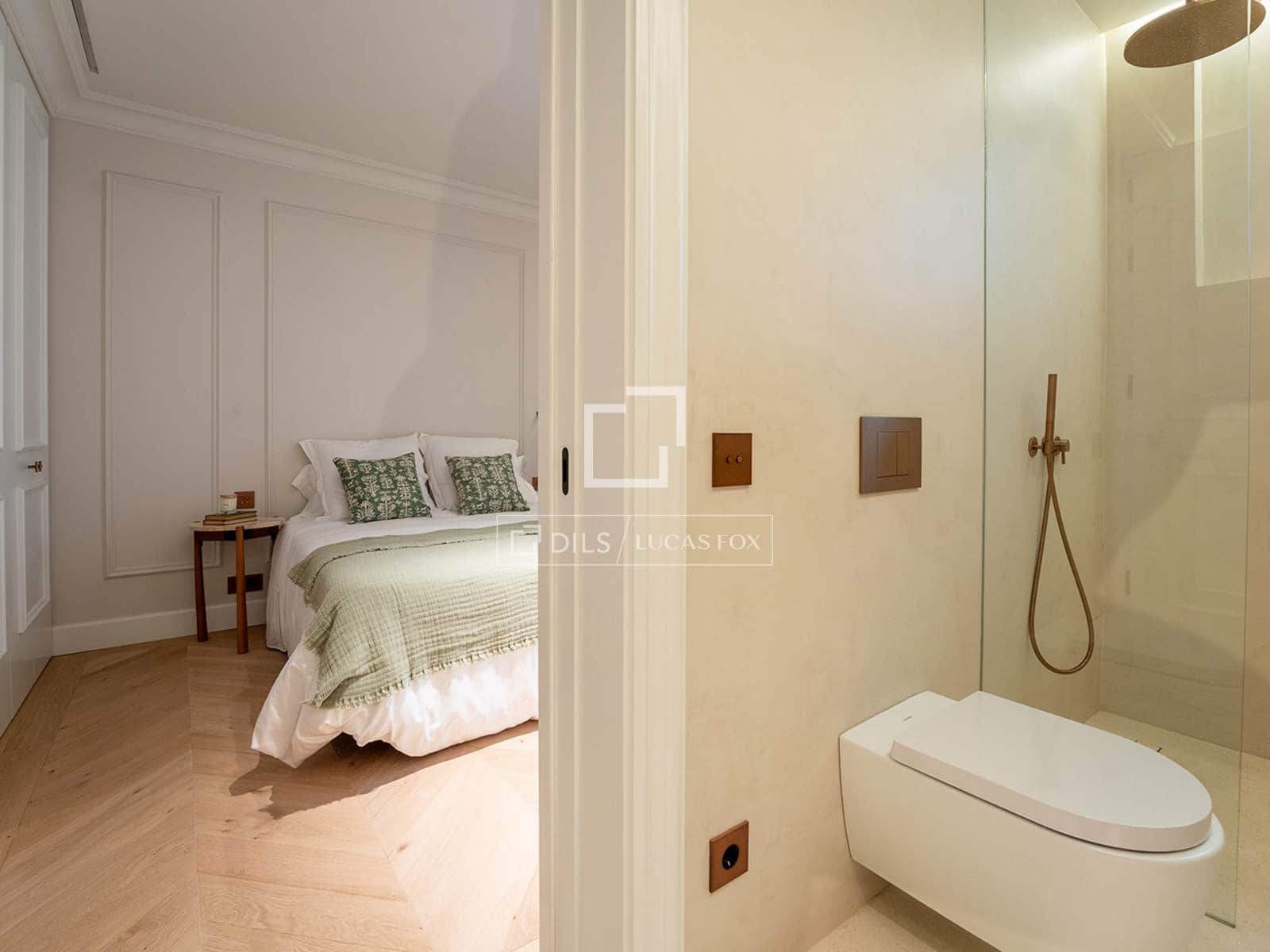 3 bedroom Apartment for sale in Madrid city - € 1,950,000 (Ref: 9516468)
