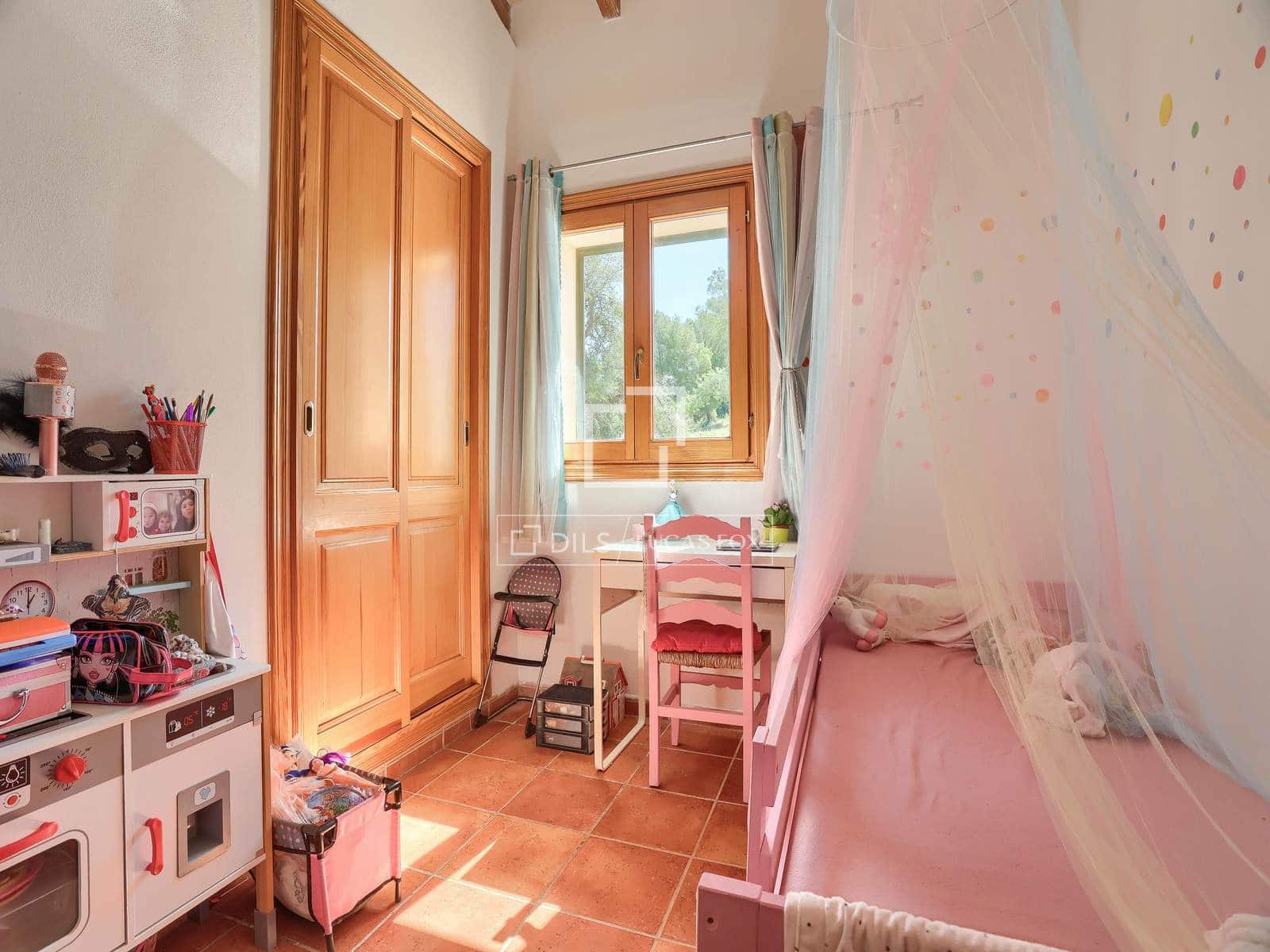 3 slaapkamer Finca/Landhuis te koop in Sant Joan met zwembad - € 1.380.000 (Ref: 9516469)