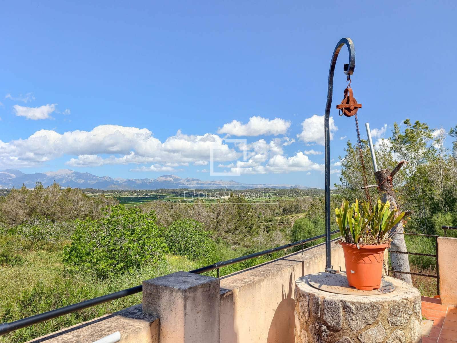 3 slaapkamer Finca/Landhuis te koop in Sant Joan met zwembad - € 1.380.000 (Ref: 9516469)