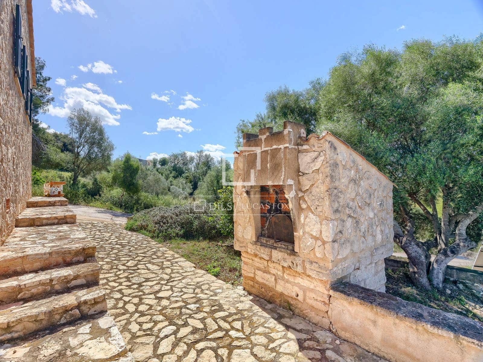 3 slaapkamer Finca/Landhuis te koop in Sant Joan met zwembad - € 1.380.000 (Ref: 9516469)